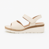 Sandália Lunéva Feminina  – Plataforma Bege com Detalhe em Corda, Confortável e Elegante