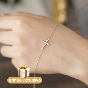 Colar Cruz Real Cravejado em Zircônia + Brinde Exclusivo Pulseira Aurora Cross